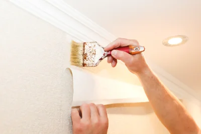 Pose de papier peint à Méneslies — revêtements muraux et toiles de verre
